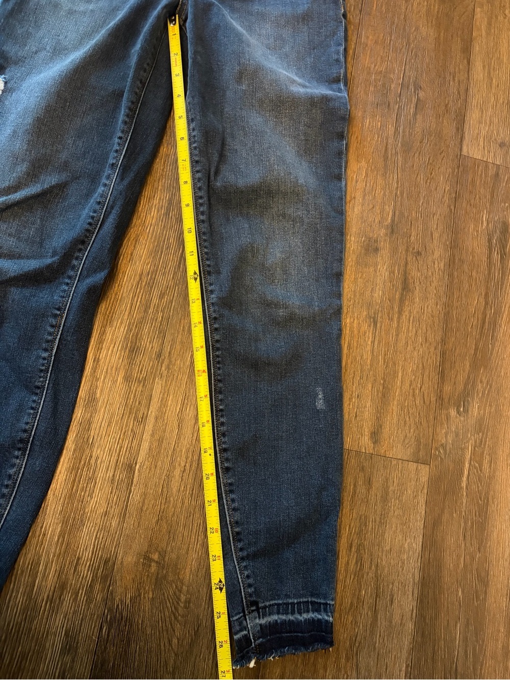 Women’s Spanx Jeans Pull On Distressed Minimalist Skinny Ankle Stretch Size M - Picture 3 of 9